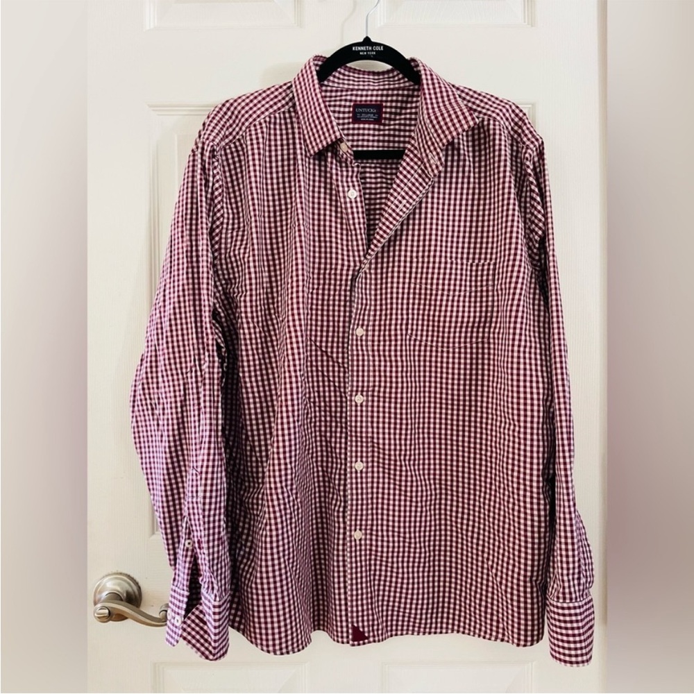 UNTUCKit Men's Red and White Gingham Button-Down Shirt